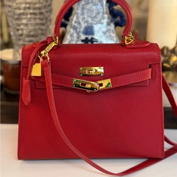Luxurious Red Leather Satchel - Picture 6 of 9